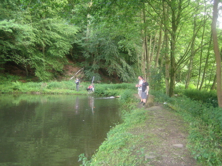 Angler an Teich 1